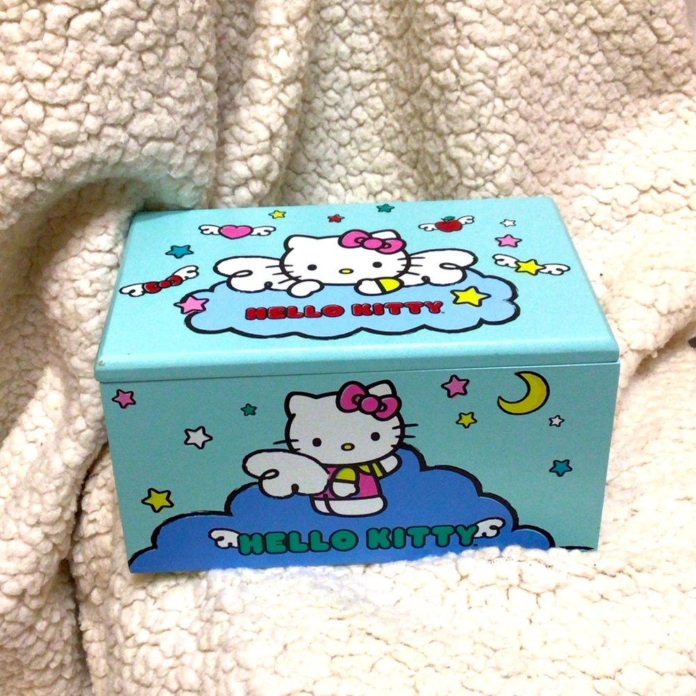 HELLO KITTY WOODEN JEWEL BOX NWOT